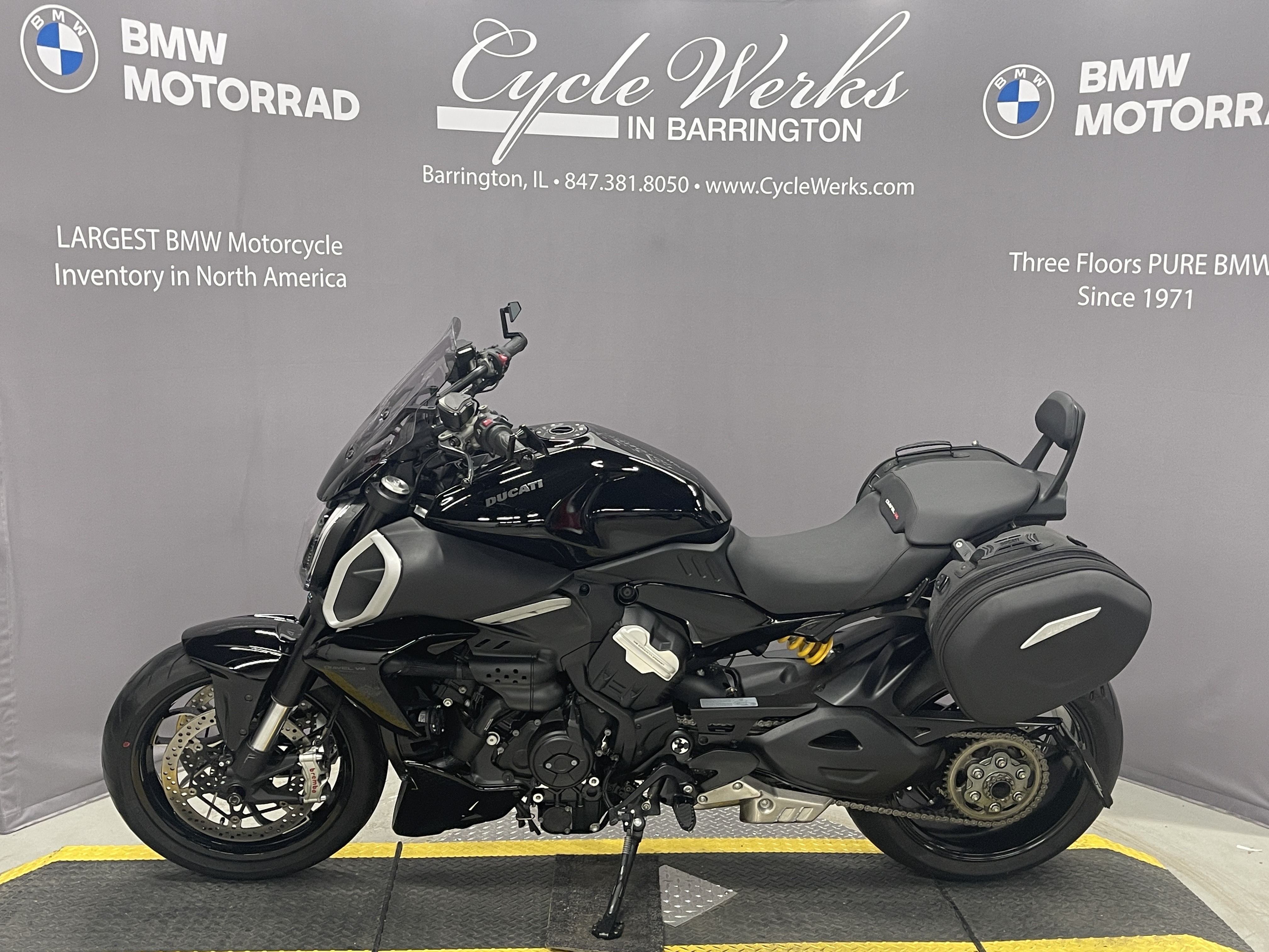 2024 Ducati DIAVEL V4 V4 in Barrington, IL