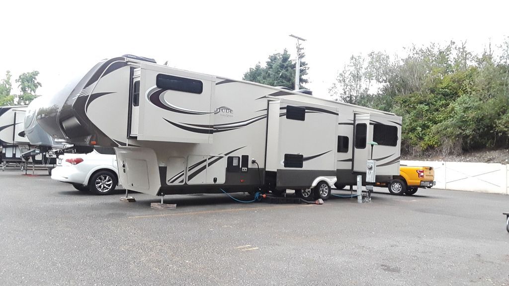 2015 Grand Design Solitude 375RE in brush prairie WA
