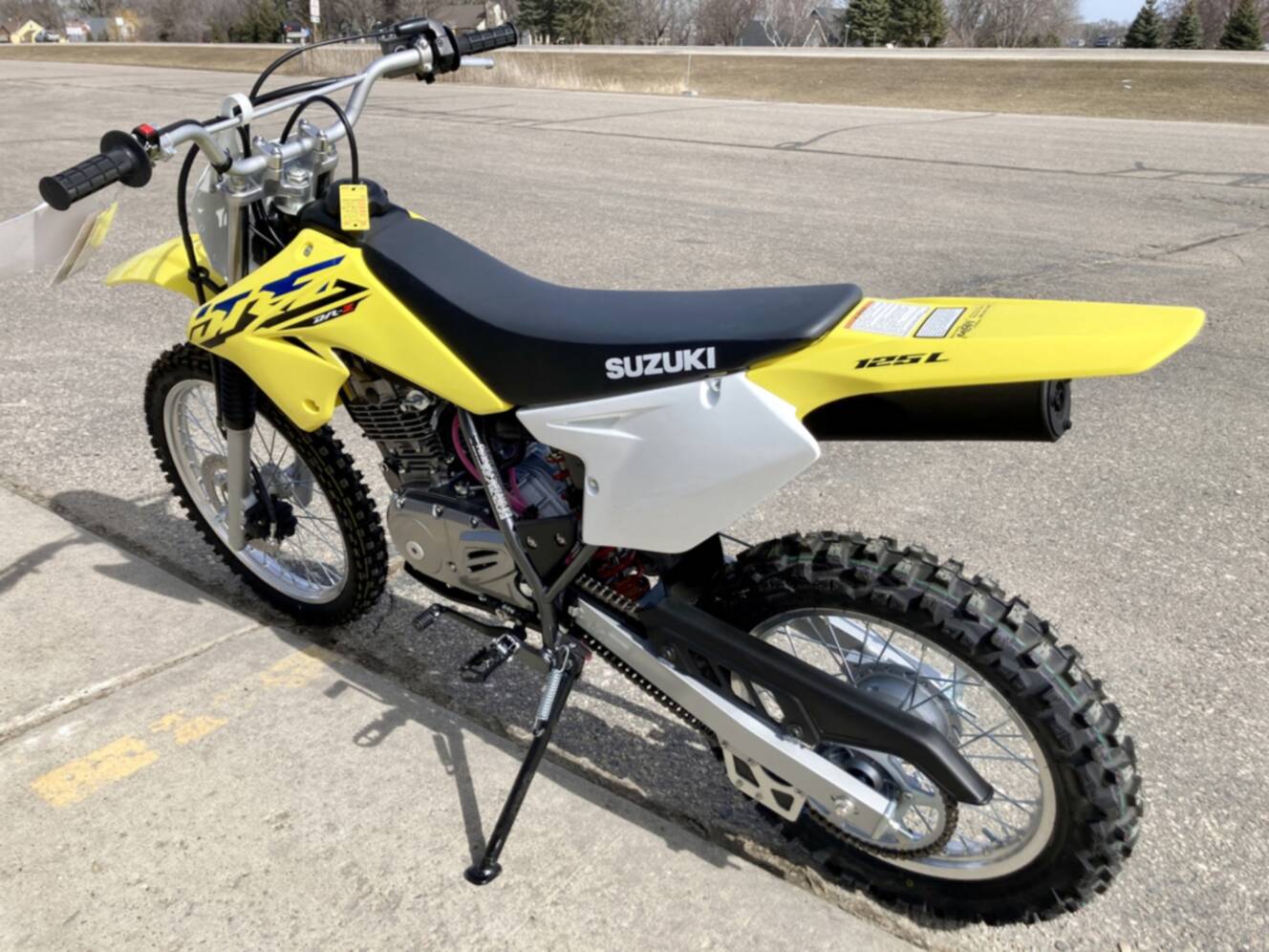 A photo of this 2027 Suzuki DR-Z125L