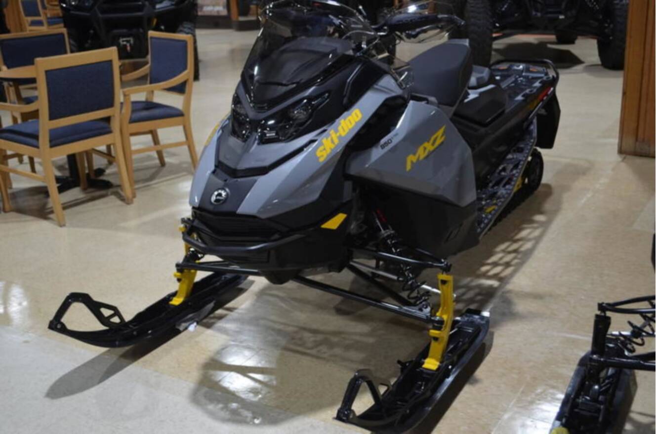 A photo of this 2026 Ski-Doo MXZ Adrenaline 850 E-TEC 137_Grey