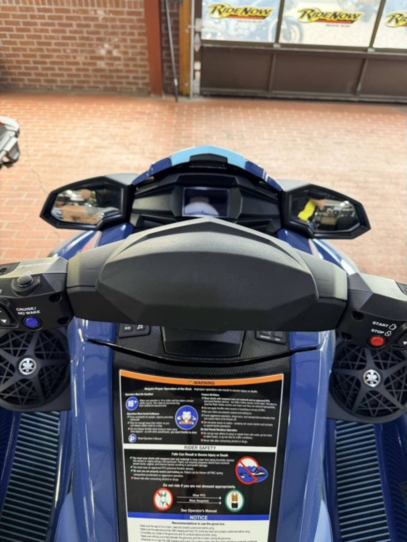 A photo of this 2026 Yamaha Waverunners VX Cruiser With Audio