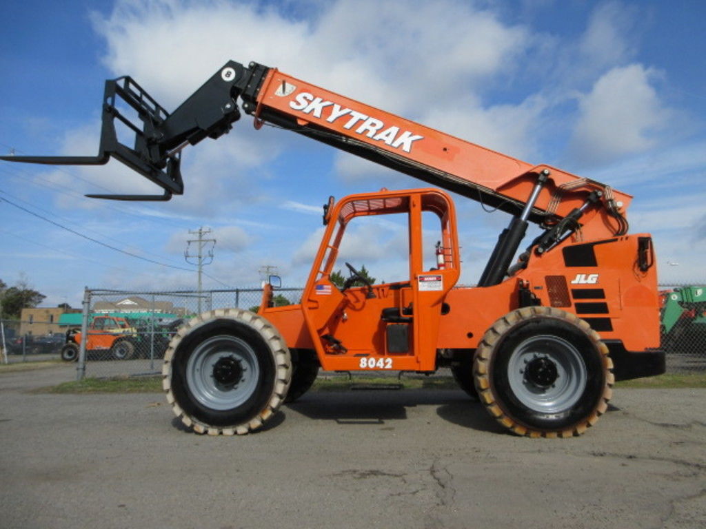 2017 Skytrak 8042 in Norfolk, VA