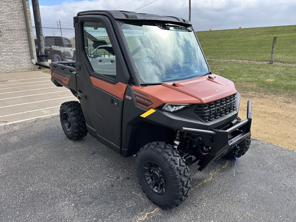 2026 Polaris® Ranger 1000 CAB BASE in kieler WI