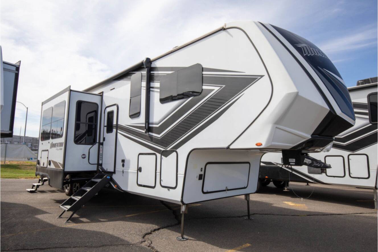 A photo of this 2023 Grand Design MOMENTUM 351MS