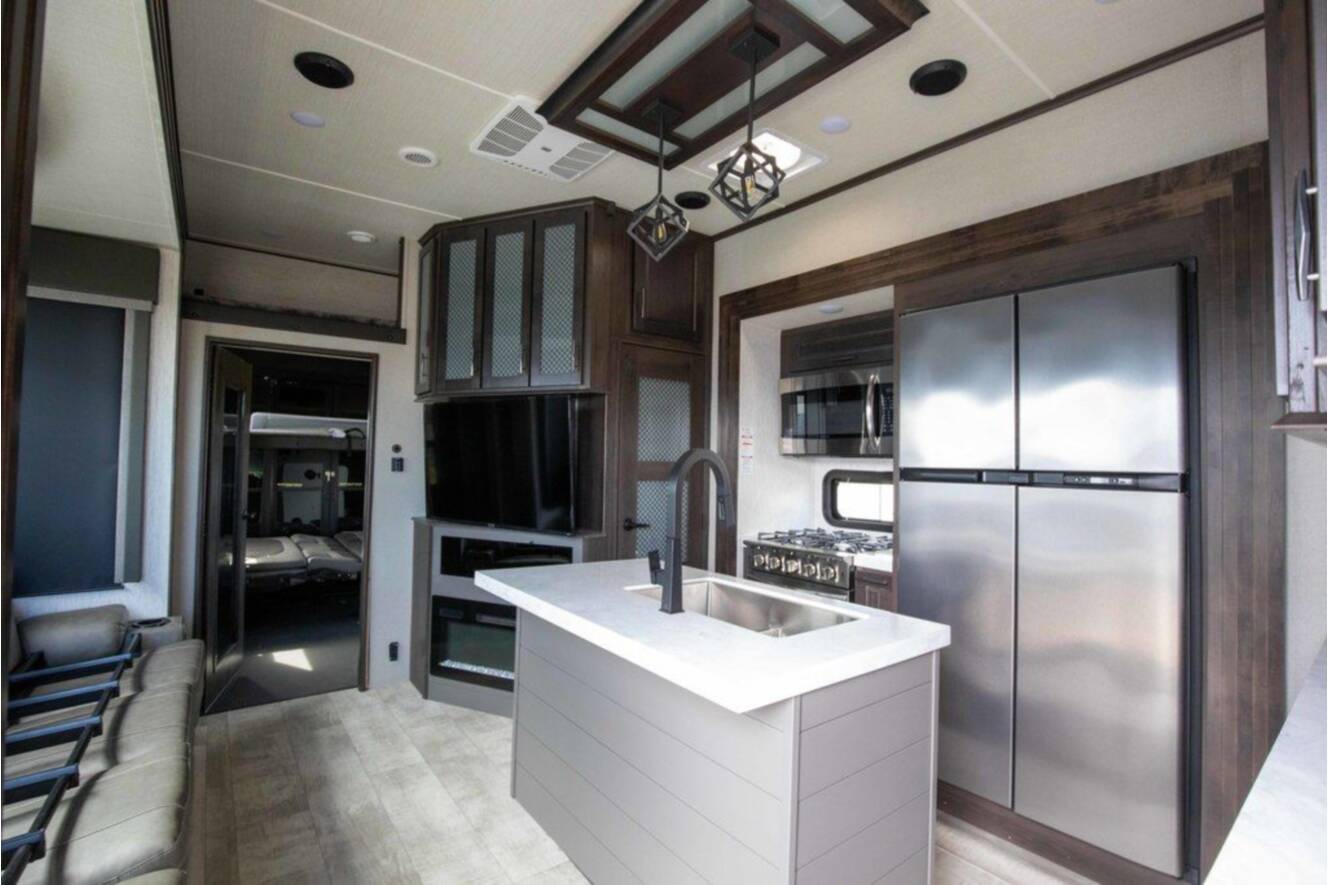A photo of this 2023 Grand Design MOMENTUM 351MS