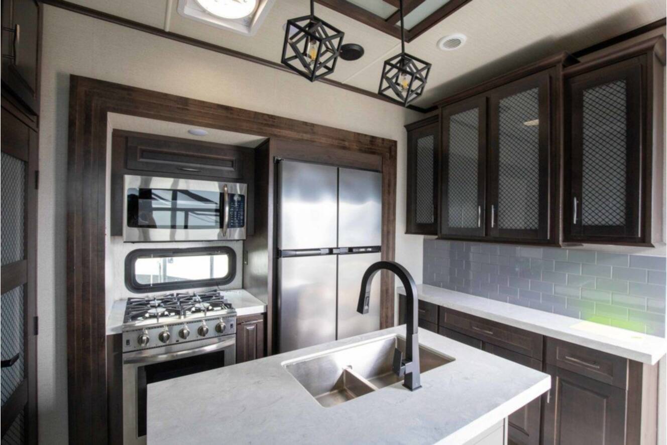 A photo of this 2023 Grand Design MOMENTUM 351MS