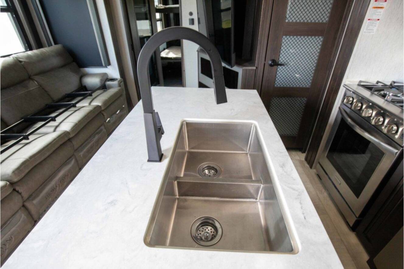 A photo of this 2023 Grand Design MOMENTUM 351MS