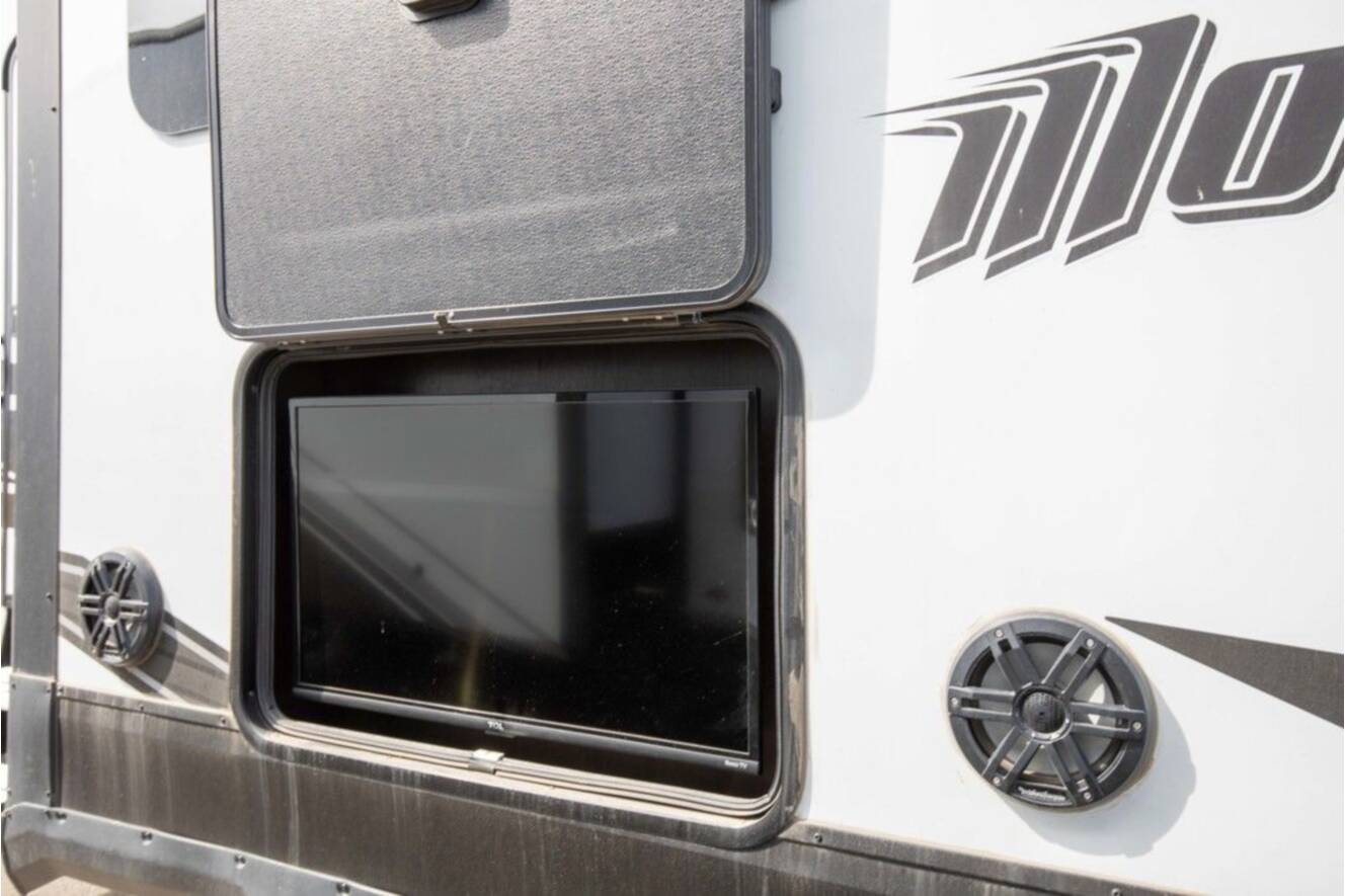 A photo of this 2023 Grand Design MOMENTUM 351MS
