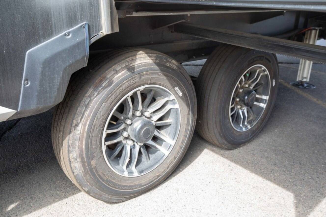 A photo of this 2023 Grand Design MOMENTUM 351MS