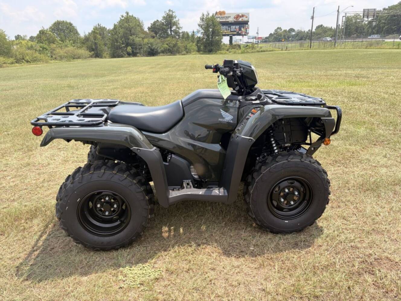 A photo of this 2027 Honda® FourTrax Foreman Rubicon 4x4 EPS