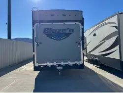 2019 PACIFIC COACHWORKS BLAZE'N F29