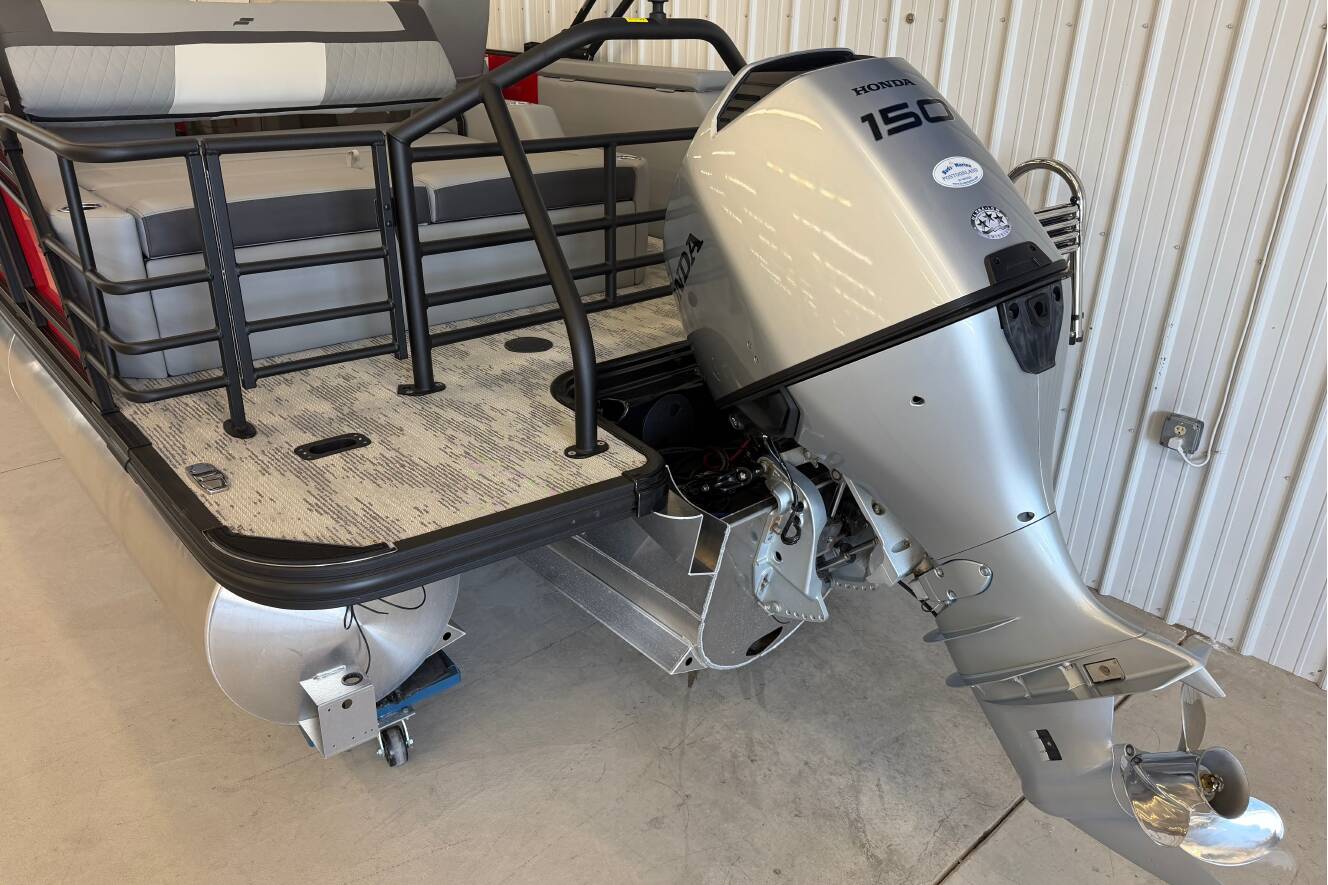 A photo of this 2027 Starcraft EXS 1 Q DH