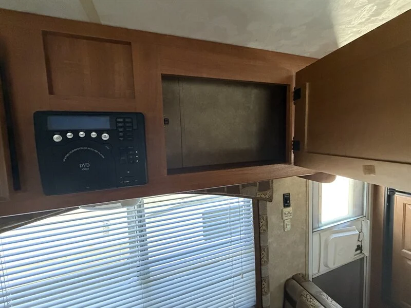 2010 Forest River Salem 25RKS