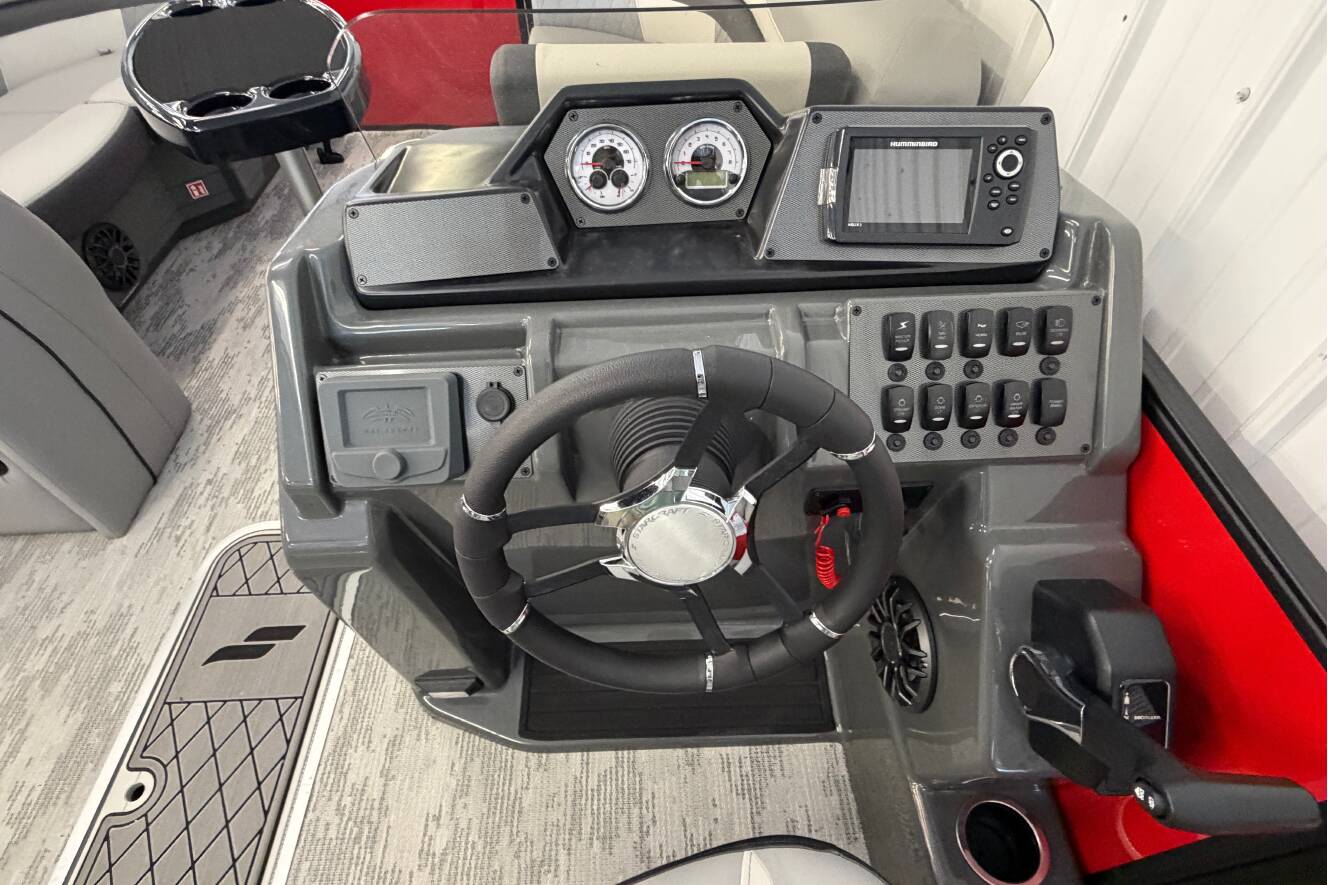 A photo of this 2027 Starcraft EXS 1 Q DH