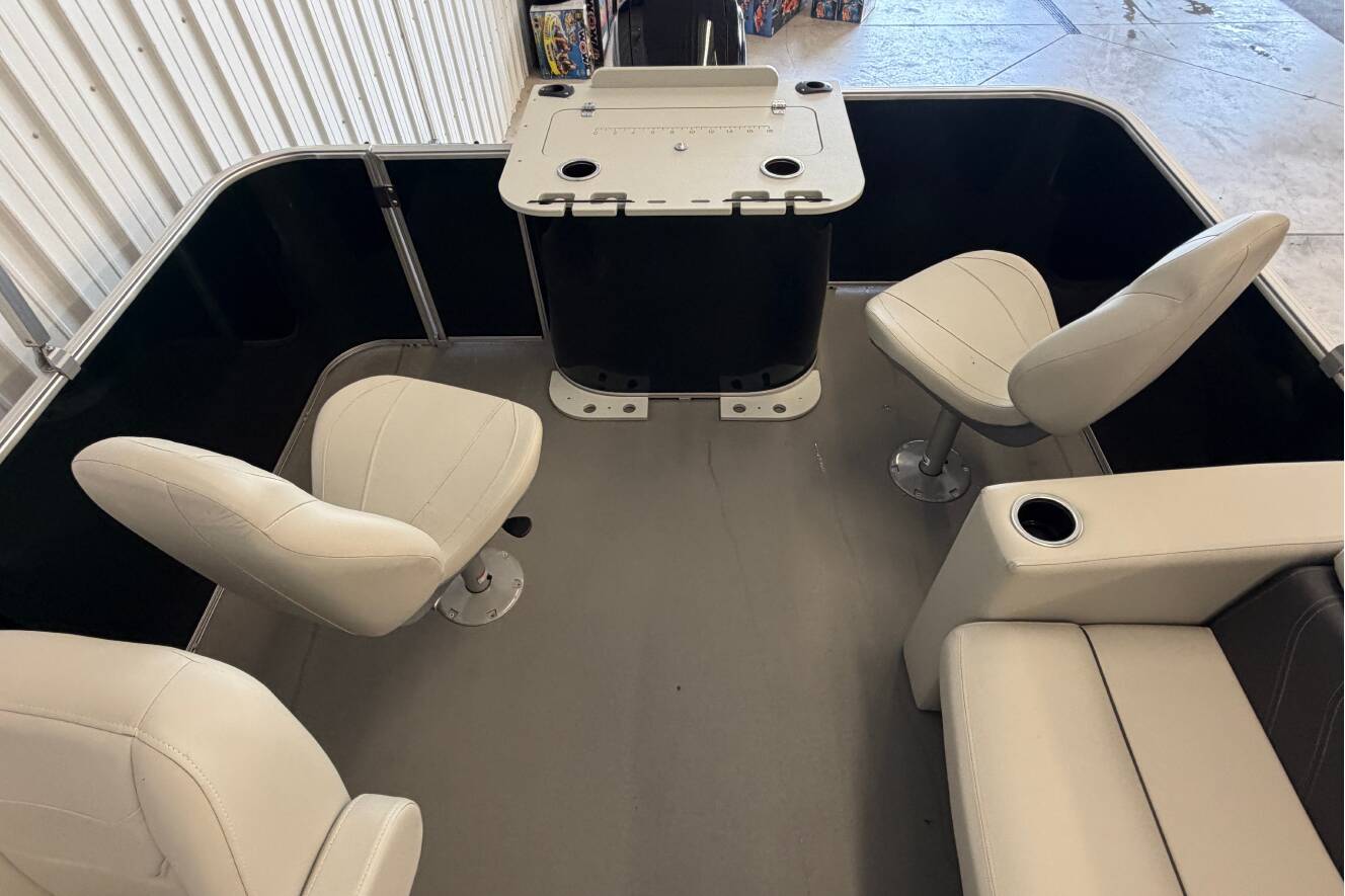 A photo of this 2026 Sylvan Mirage Fish 820 Party Fish