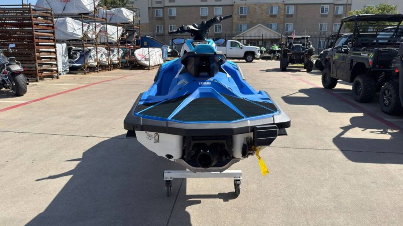 A photo of this 2026 Yamaha JetBlaster DLX 3-Up