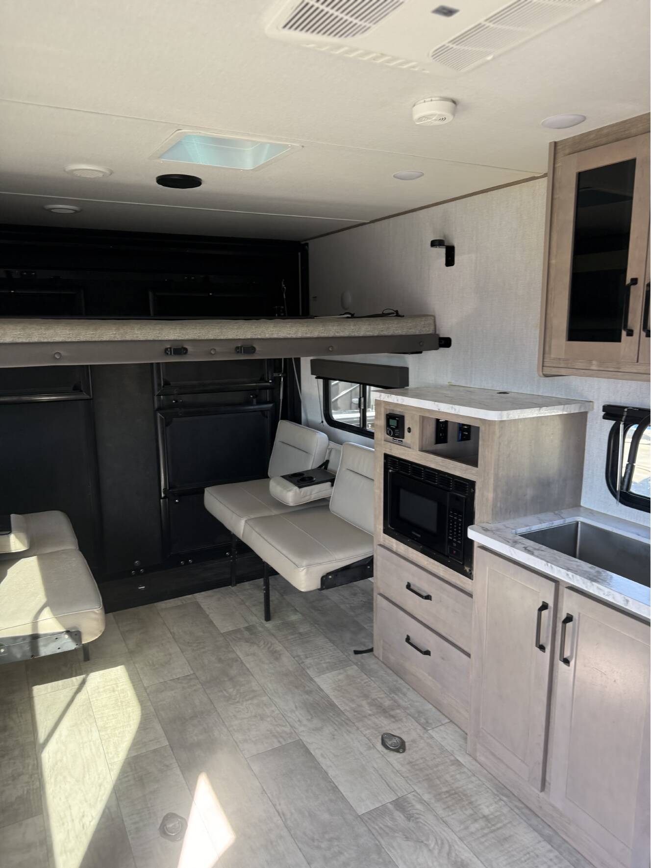 A photo of this 2024 Grand Design MOMENTUM MAV 27MAV