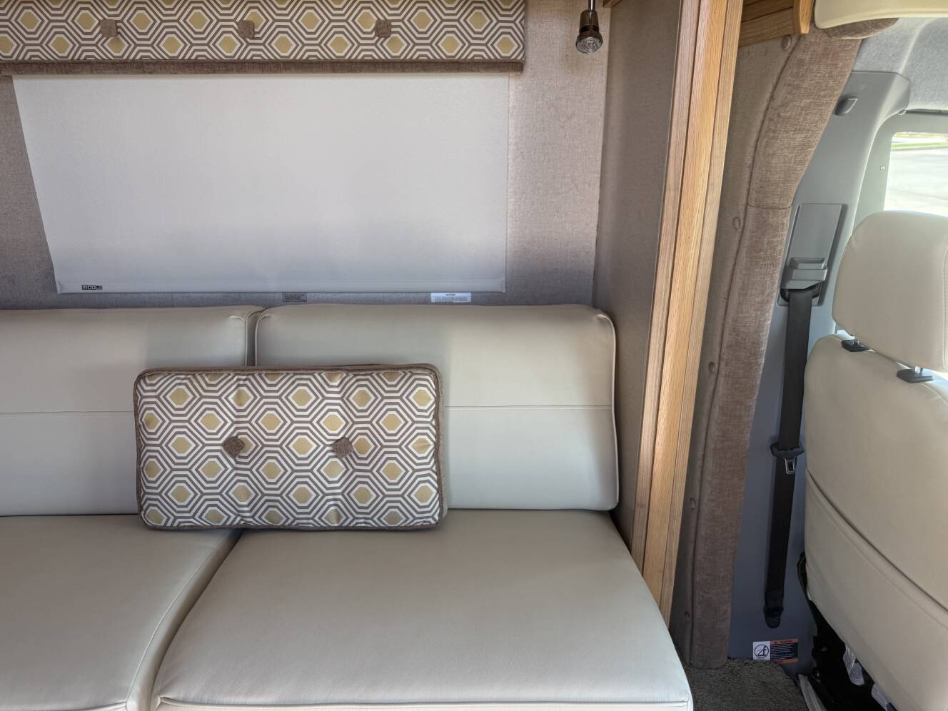 A photo of this 2013 Itasca Navion 24J