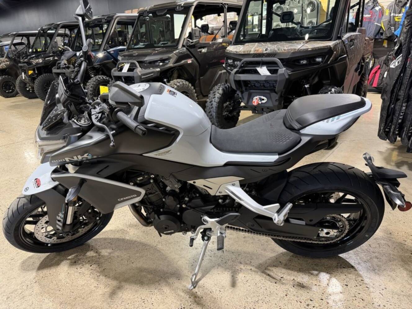 A photo of this 2026 CFMOTO 800NK