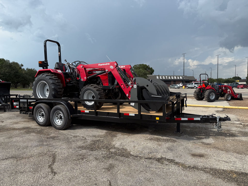 2025 Mahindra 4500 Series 4540 4WD Tractor Package With Grapple in Sealy, TX