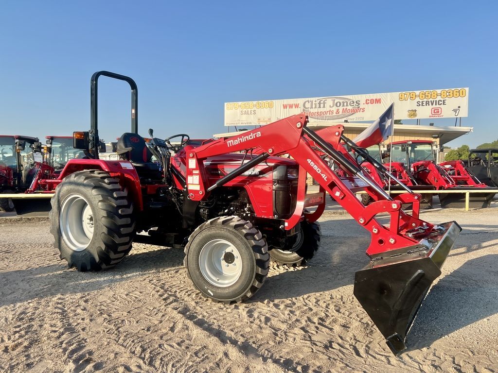 2025 Mahindra 4500 Series 4540 4WD in Sealy, TX