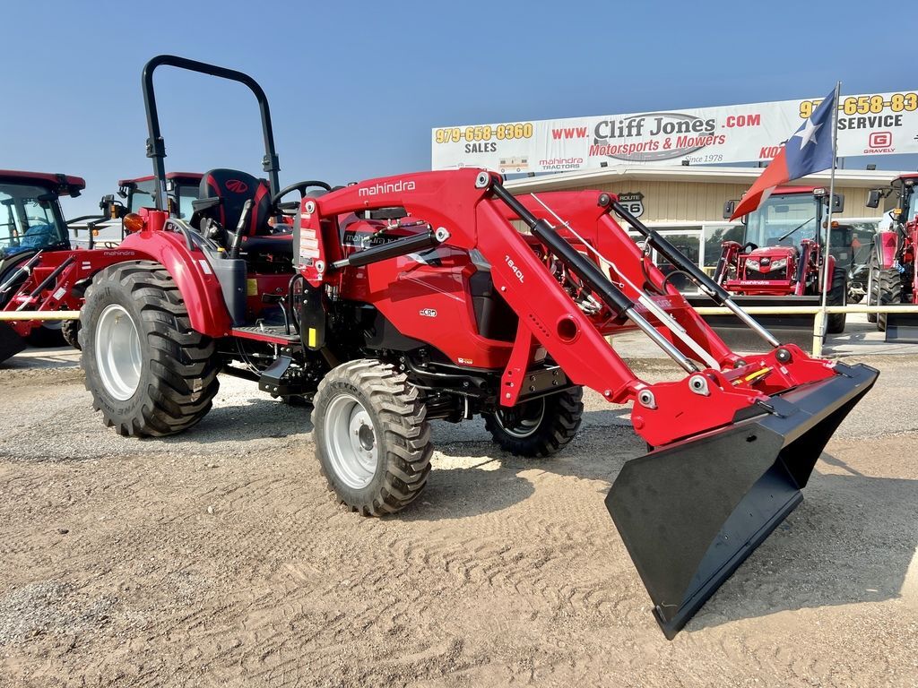 2025 Mahindra 1600 Series 1640 Shuttle 4WD in Sealy, TX