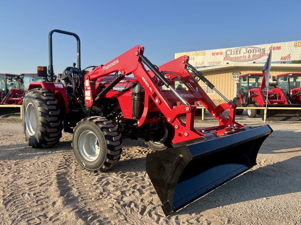 2025 Mahindra 4500 Series 4540 4WD in Sealy, TX