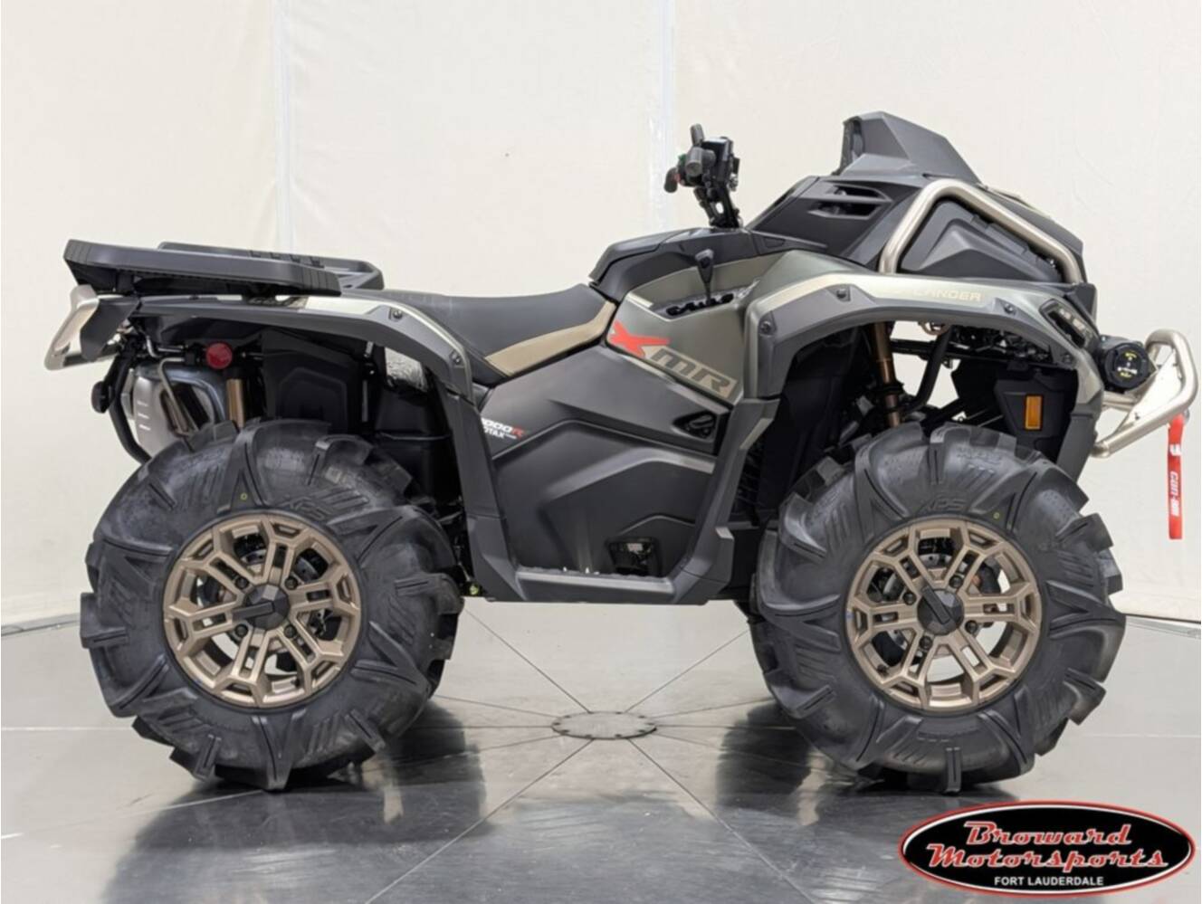 A photo of this 2026 Can-Am Outlander X mr 1000R Loft Green Satin