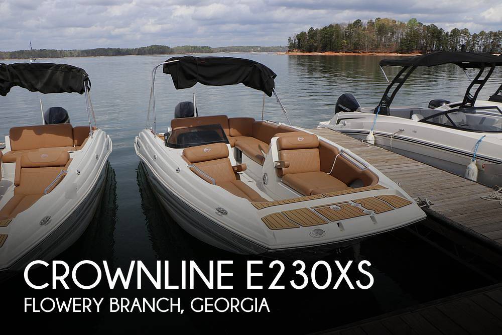 2025 Crownline E230XS Bowrider Boat boat