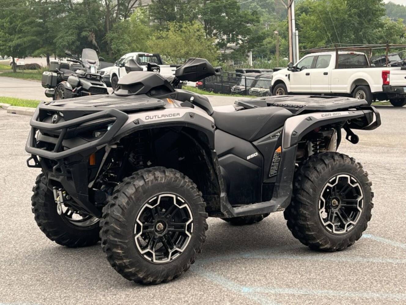 A photo of this 2025 Can-Am Outlander XT 850