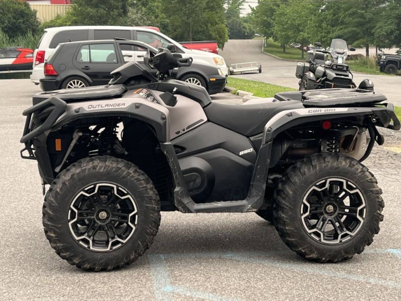 A photo of this 2025 Can-Am Outlander XT 850