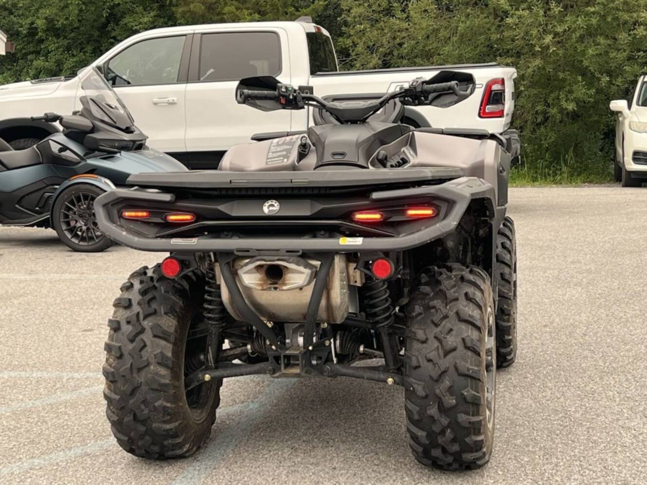 A photo of this 2025 Can-Am Outlander XT 850