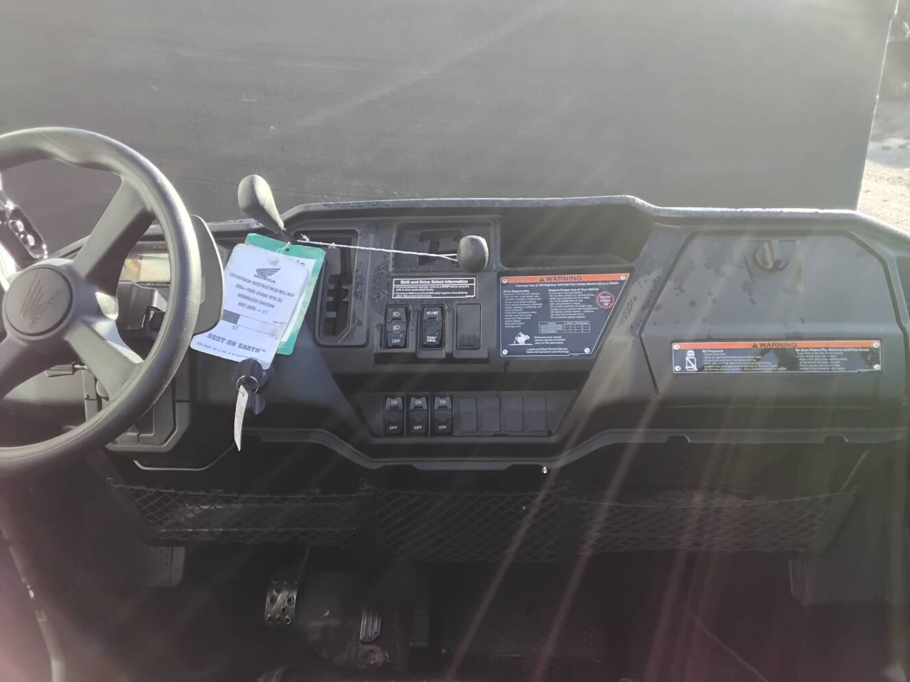 A photo of this 2025 Honda Pioneer 1000-6 Crew Deluxe