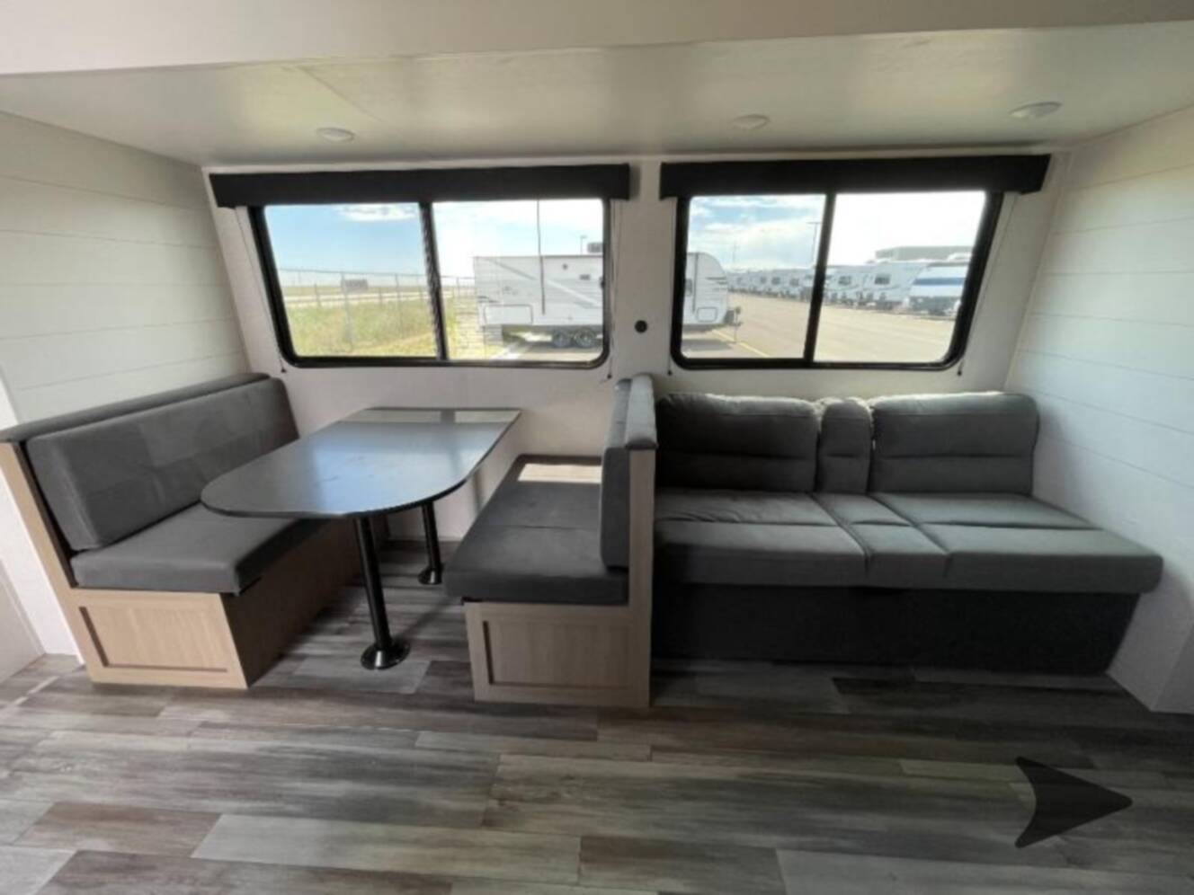 A photo of this 2026 Jayco Jay Flight SLX 263BHSW