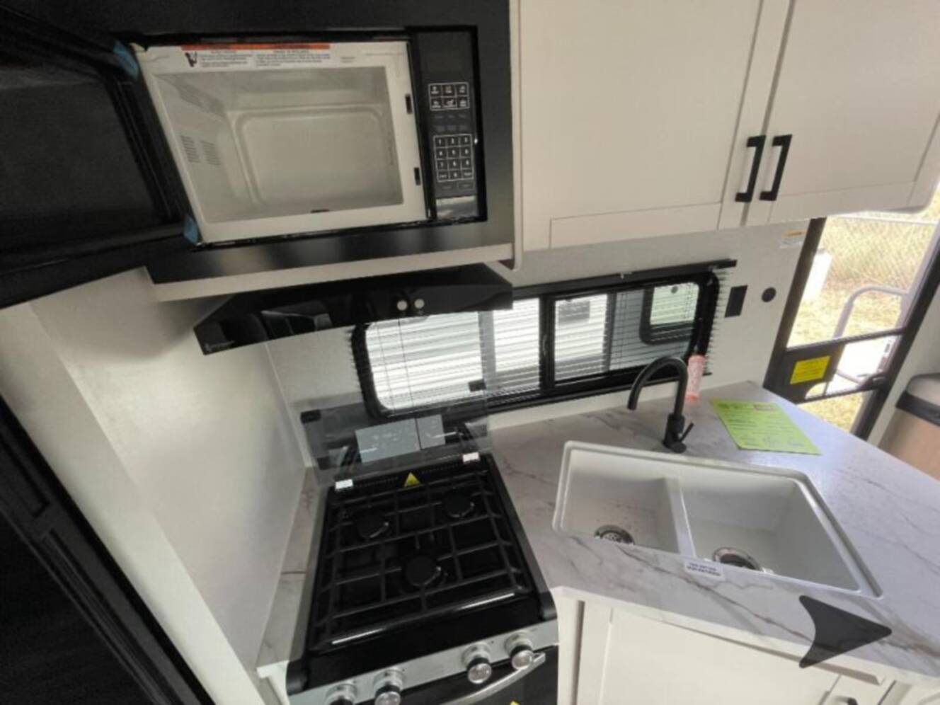A photo of this 2026 Jayco Jay Flight SLX 263BHSW