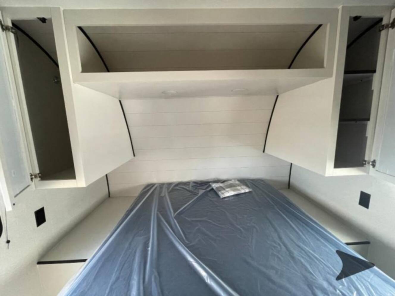 A photo of this 2026 Jayco Jay Flight SLX 263BHSW