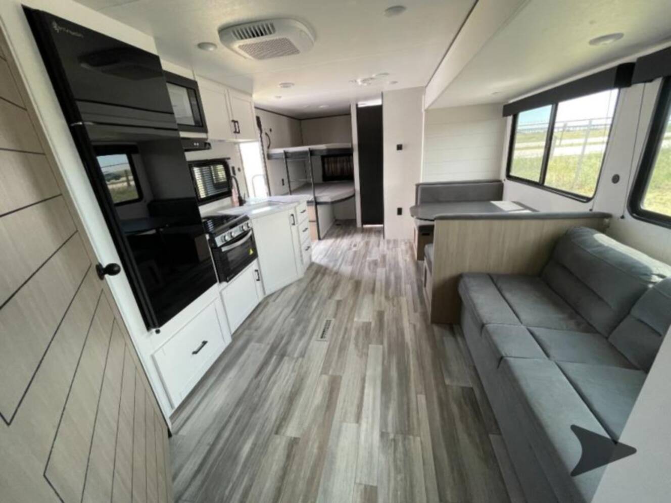 A photo of this 2026 Jayco Jay Flight SLX 263BHSW
