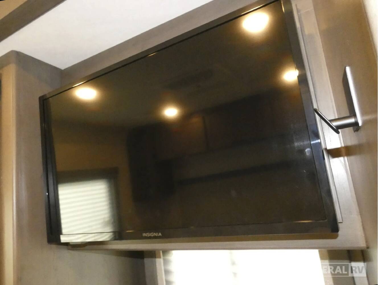 A photo of this 2024 Thor Motor Coach FREEDOM TRAVELER A32