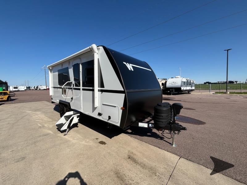 2026 Winnebago Micro Minnie 2000TRB in tea SD