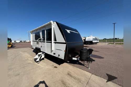 2026 Winnebago Micro Minnie 2000TRB in tea SD