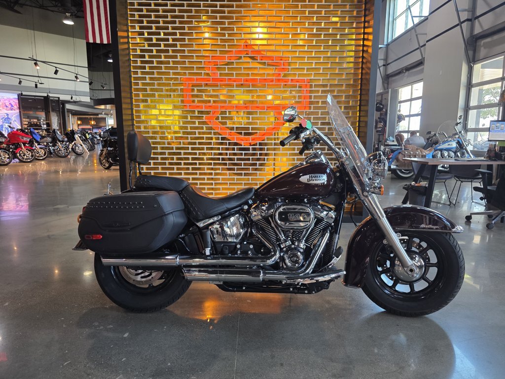 2022 Harley-Davidson SOFTAIL HERITAGE CLASSIC 114 Cruiser motorcycle