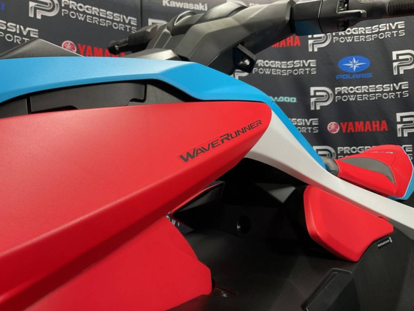 A photo of this 2025 Yamaha Jetblaster DLX 2-Up