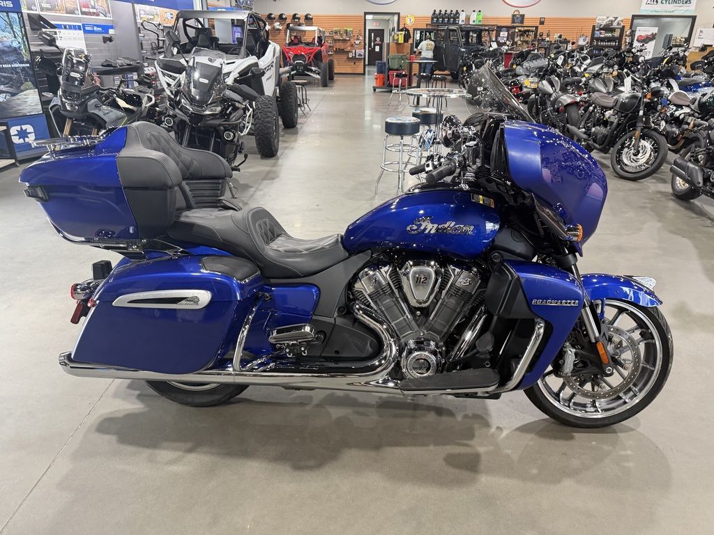 2025 Indian Motorcycle® Roadmaster® PowerPlus Limited 112 Spirit Blue Metallic LIMITED in Fayetteville, NC