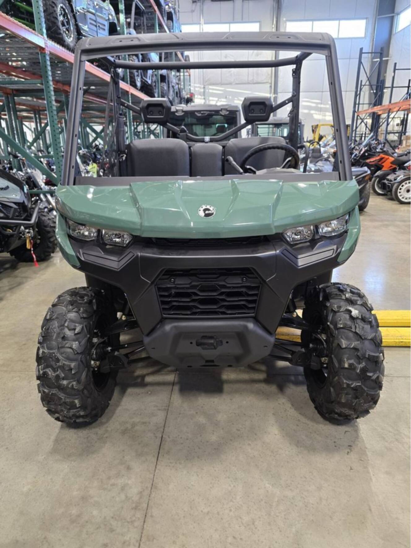 A photo of this 2026 Can-Am DEFENDER DPS HD7