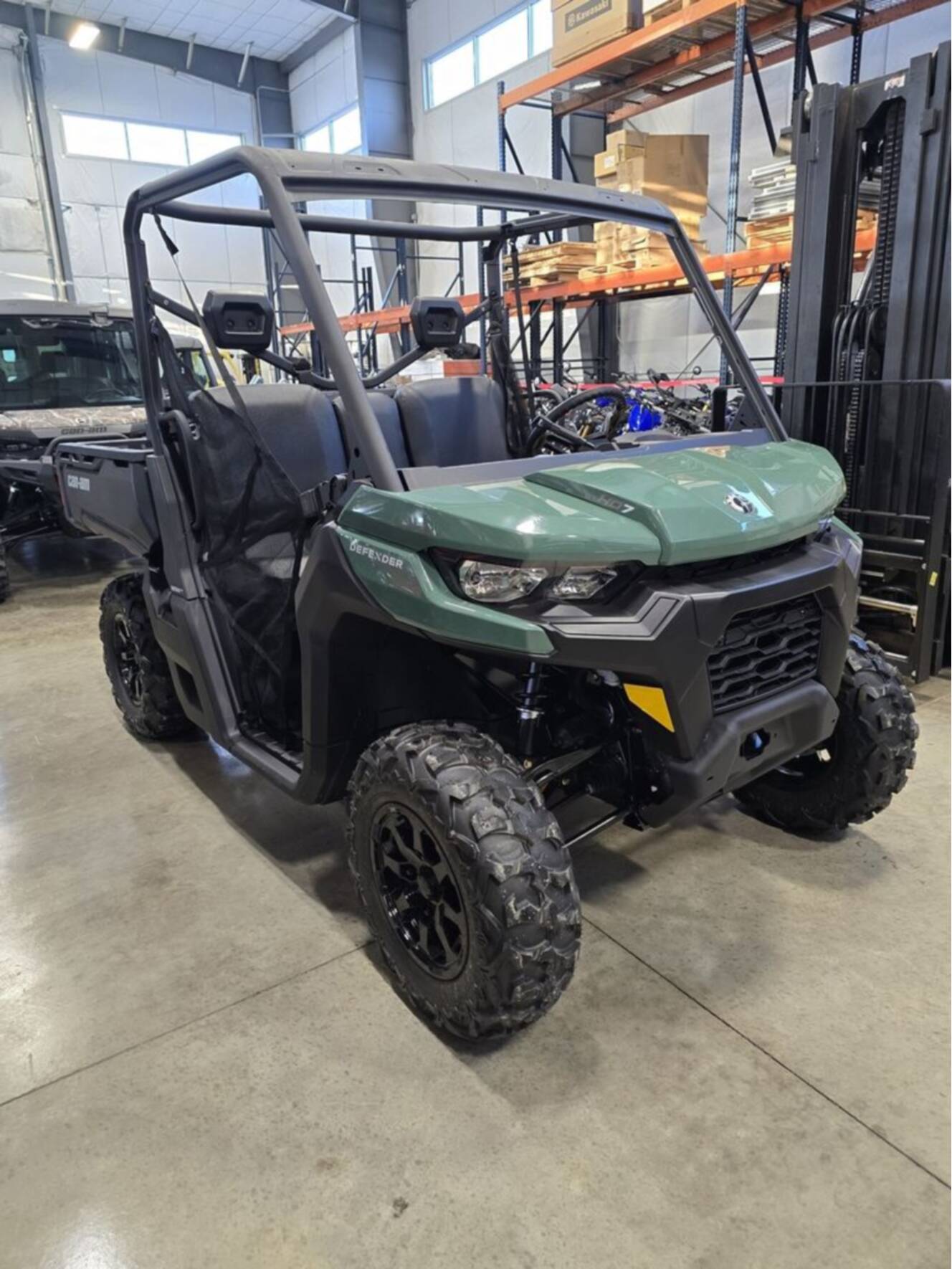 A photo of this 2026 Can-Am DEFENDER DPS HD7