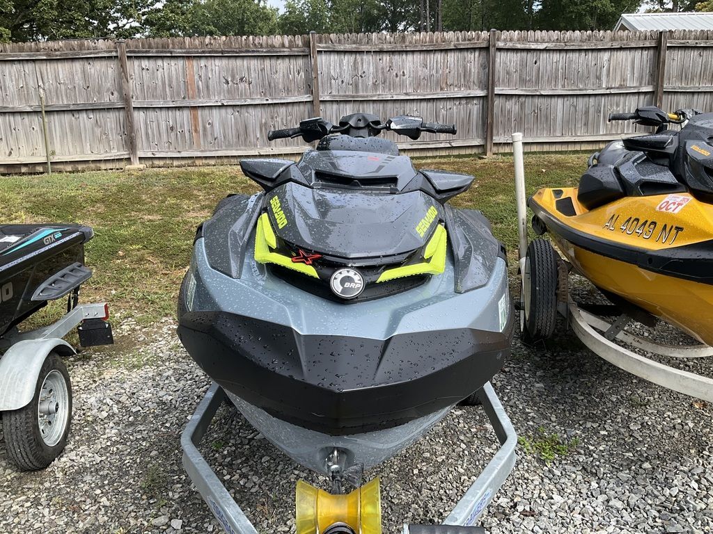2025 Sea-Doo RXT-X 325 Ice Metal / Manta Green in munford AL
