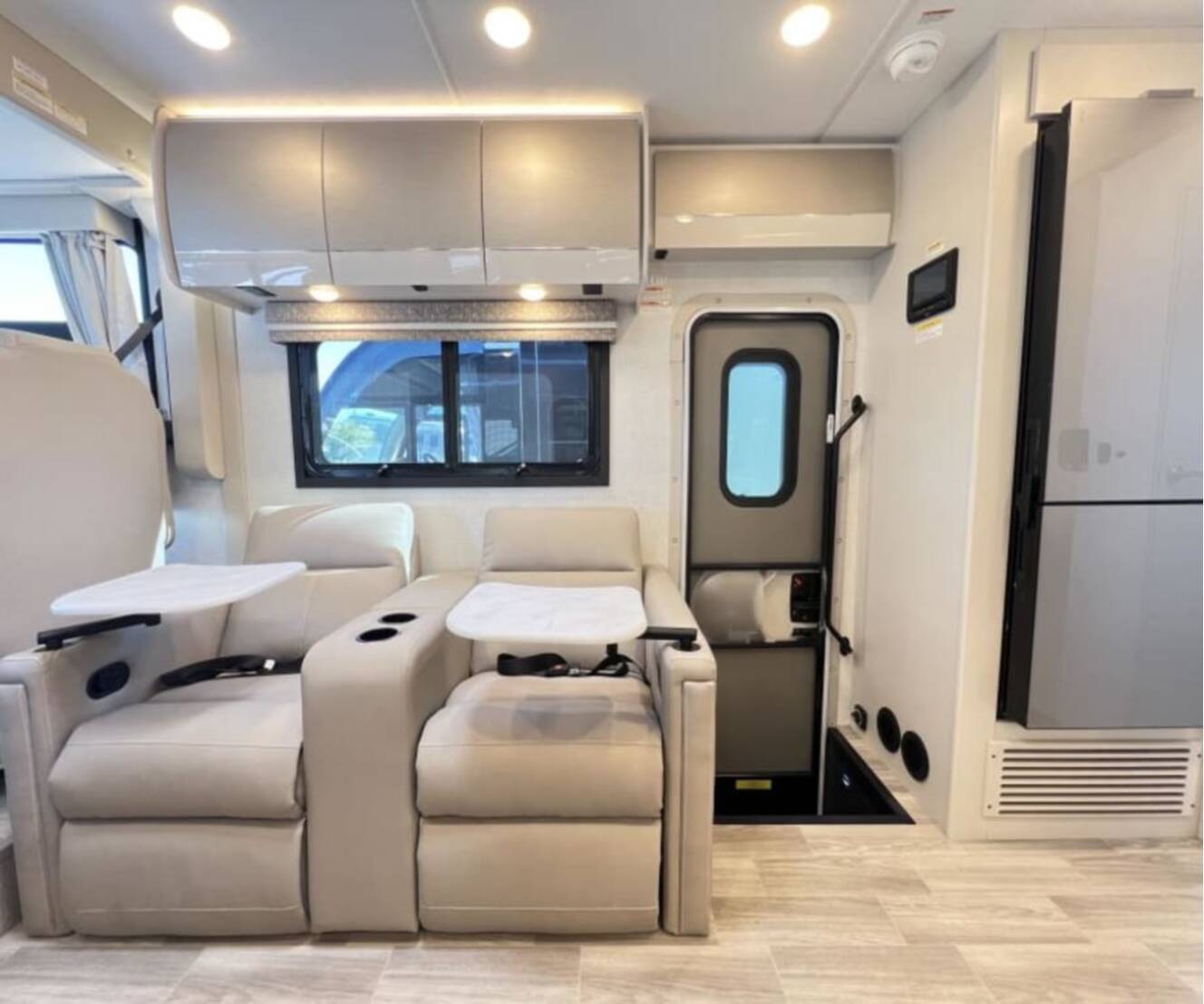 A photo of this 2026 Thor Motor Coach VEGAS 28.1