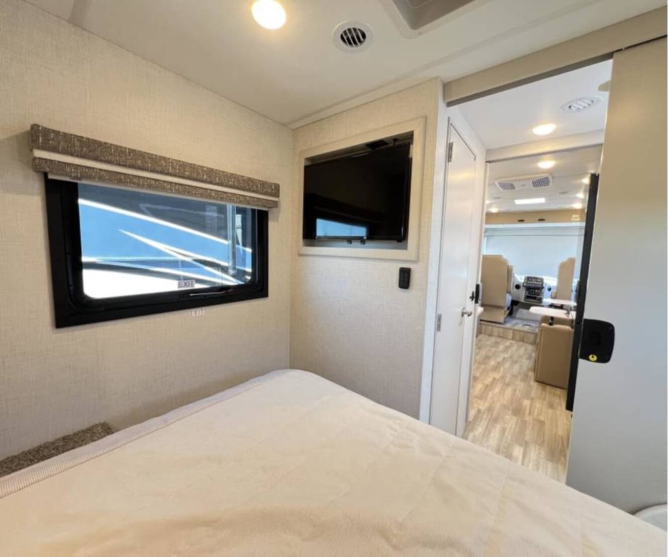 A photo of this 2026 Thor Motor Coach VEGAS 28.1