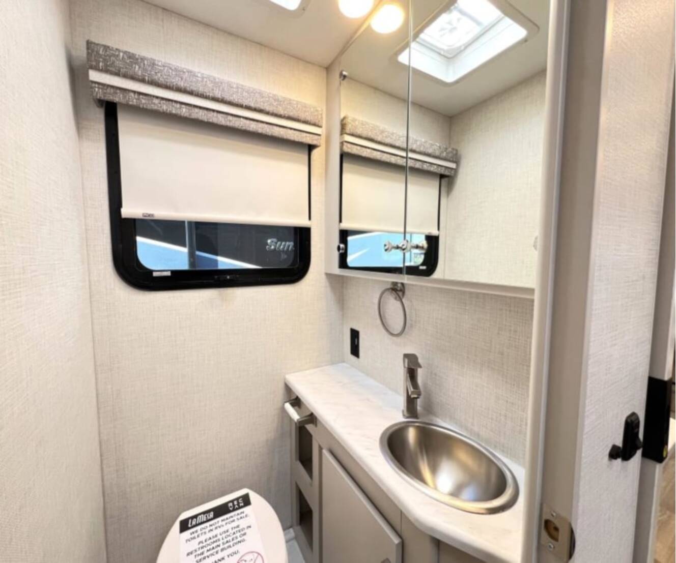 A photo of this 2026 Thor Motor Coach VEGAS 28.1