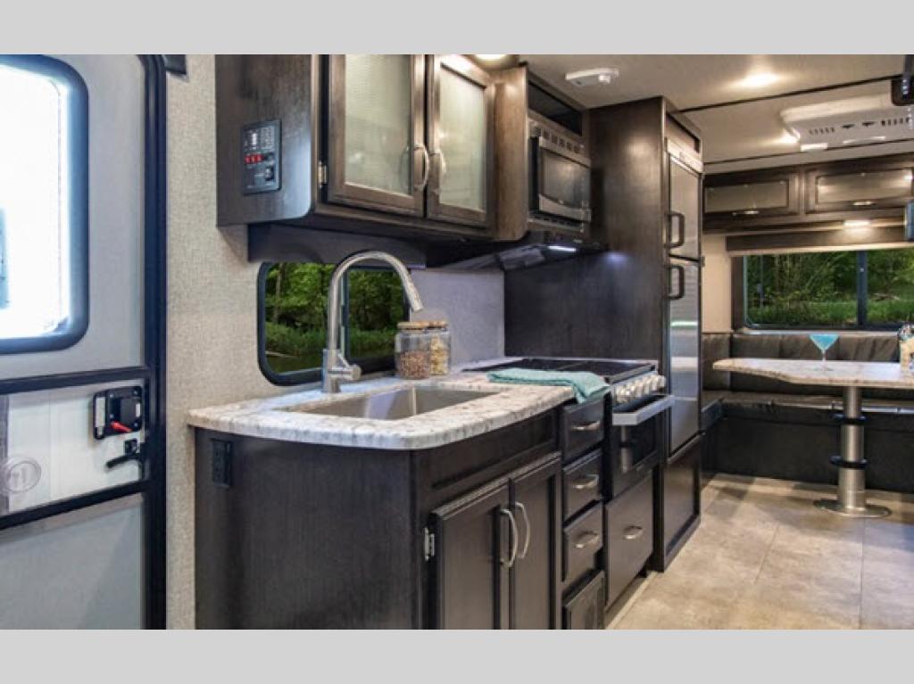 2019 Grand Design Imagine XLS in cleburne TX